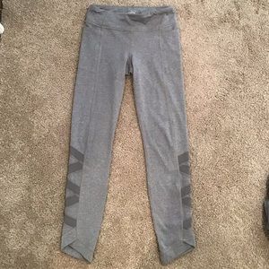 gray leggings